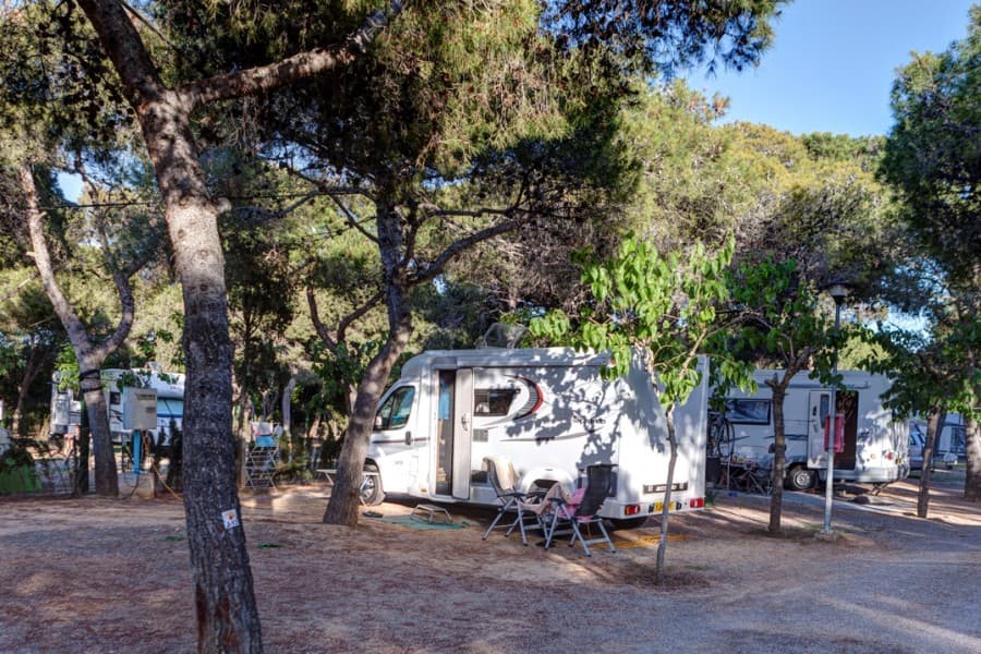 Camping-cars et Caravanes — 1